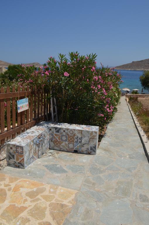 Villa Romanza Beach Villa Chalki Town 客房 照片