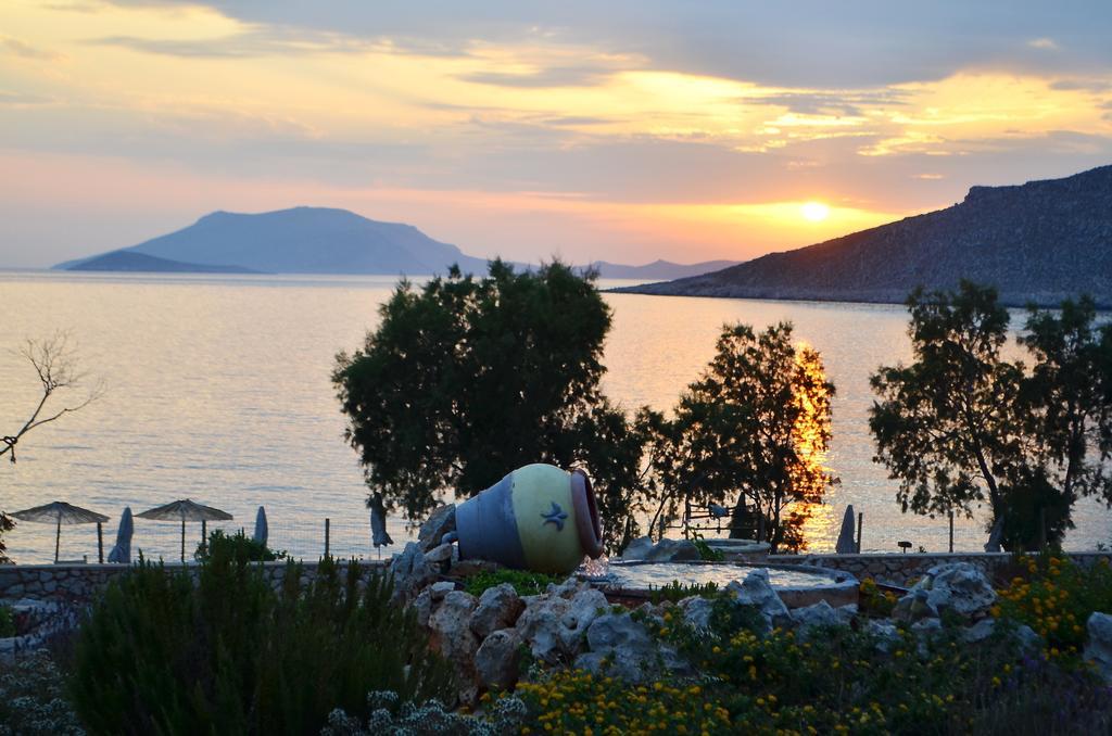 Villa Romanza Beach Villa Chalki Town 客房 照片