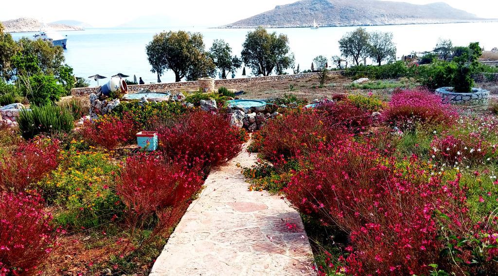 Villa Romanza Beach Villa Chalki Town 外观 照片